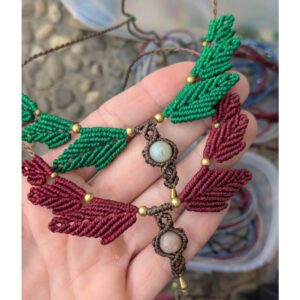 Colgante hojas y abalorios